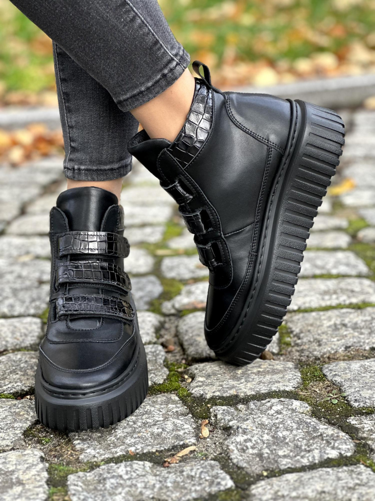 Sneakersy OLEKSY ze skóry naturalnej, Polskiej produkcji