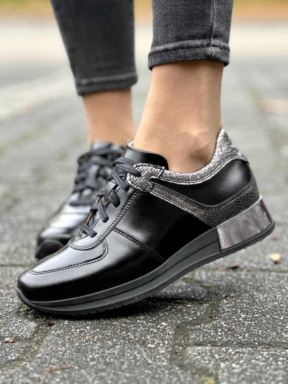 Eleganckie sneakesy skórzane Polskiej produkcji