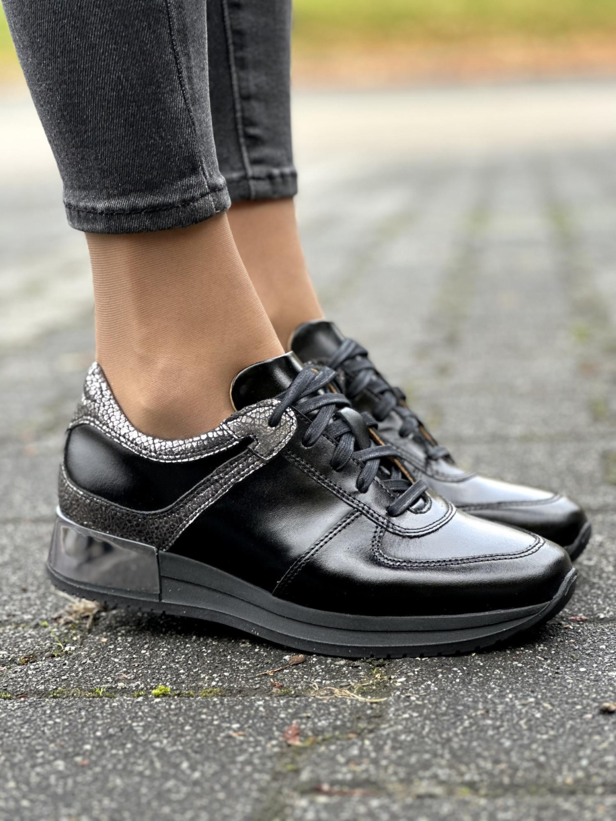 Eleganckie sneakesy skórzane Polskiej produkcji