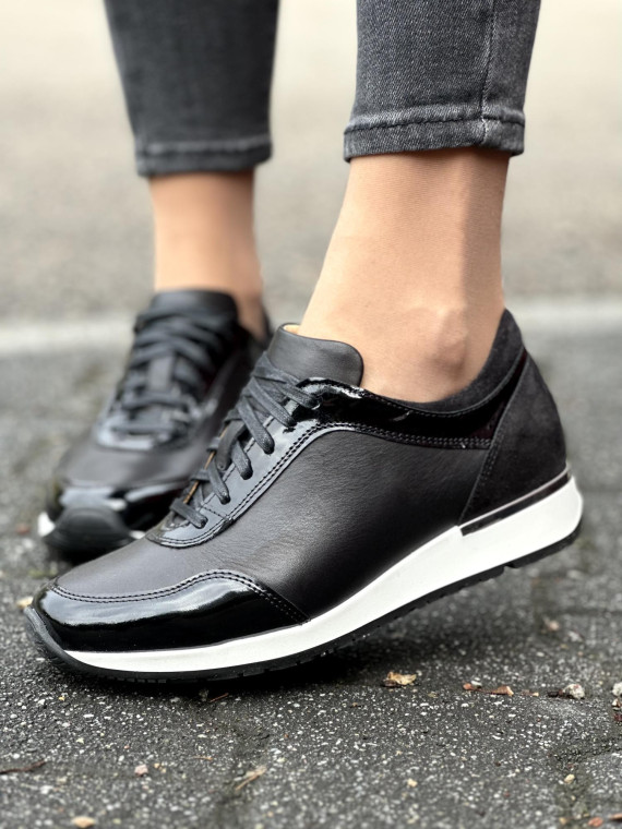 Eleganckie sneakesy skórzane Polskiej produkcji