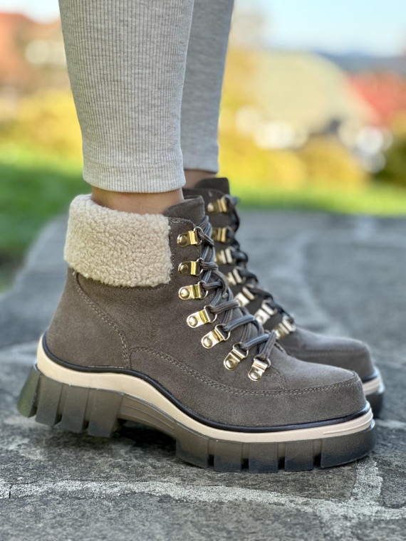 Trapery ze skóry naturalnej