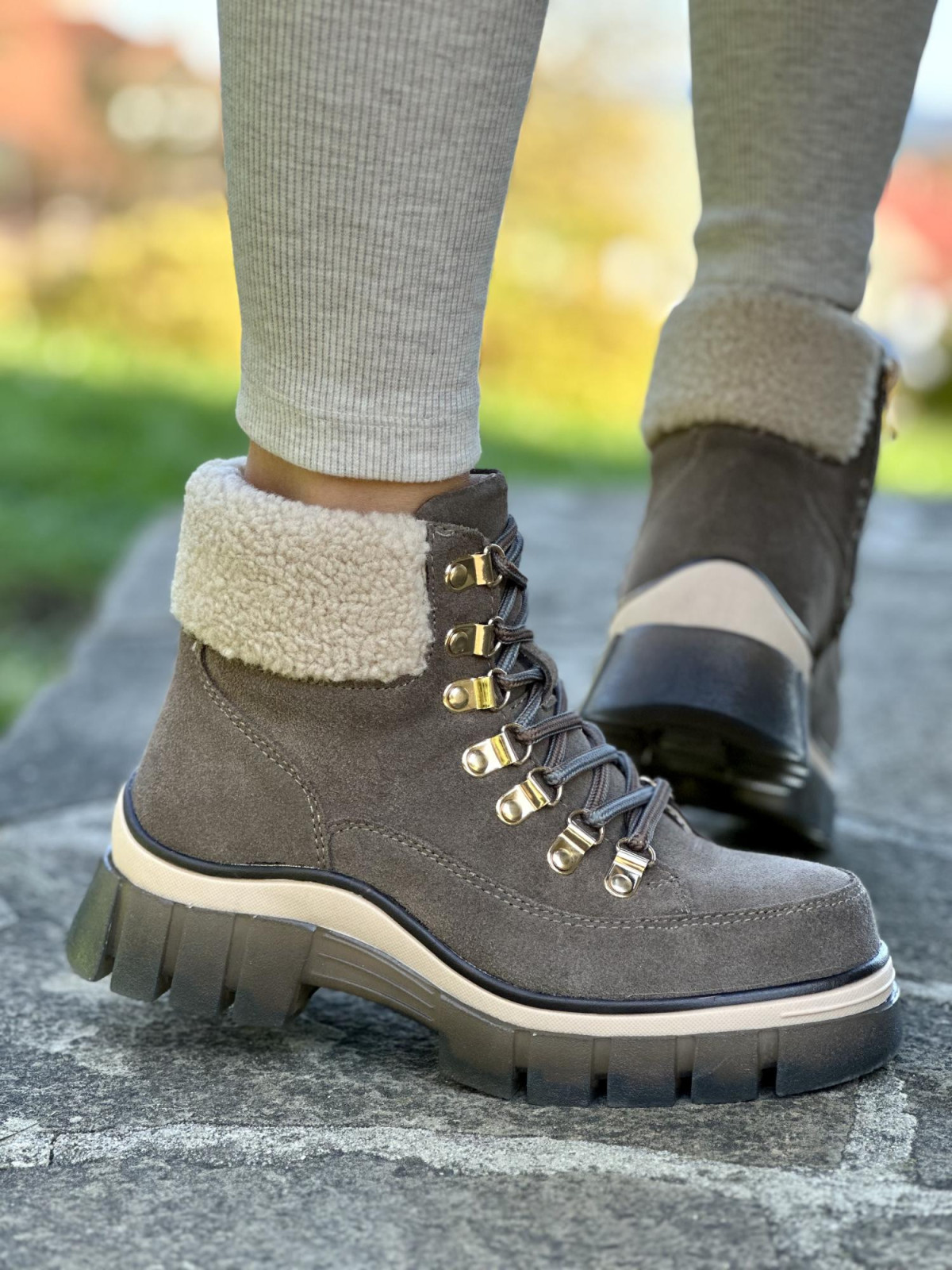 Trapery ze skóry naturalnej