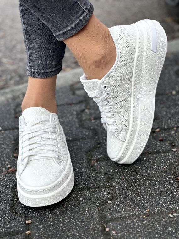 Stylowe sneakersy OLEKSY ze skóry naturalnej, Polskiej produkcji