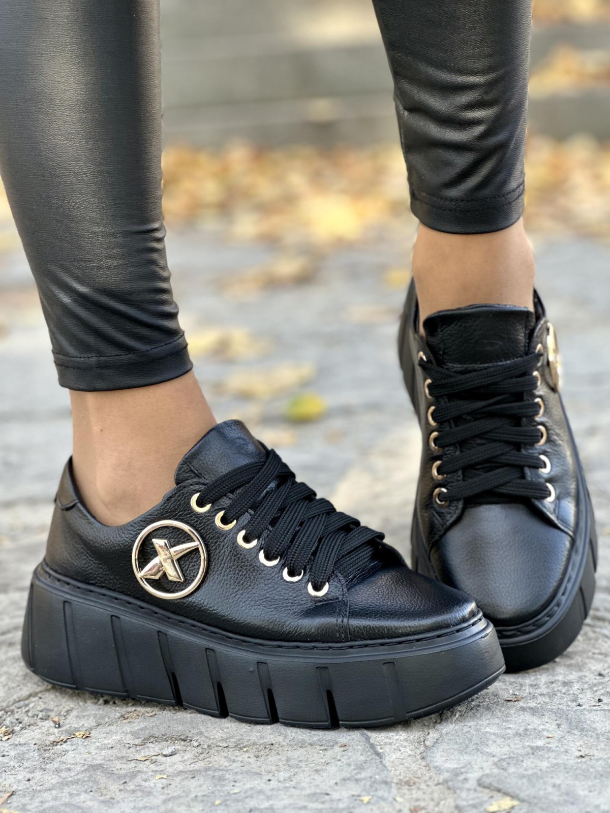 Trampki OLEKSY z naturalnej skóry Polskiej produkcji