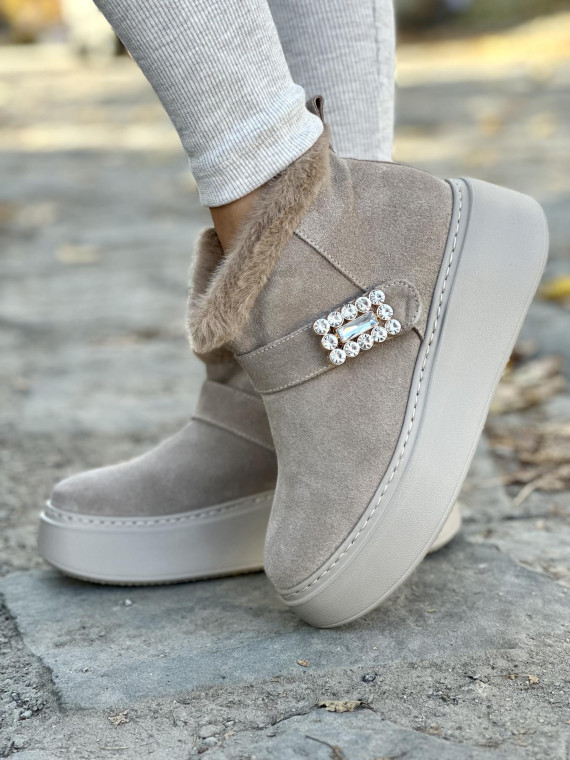 Atrakcyjne skórzane Śniegowce OLEKSY Polskiej produkcji