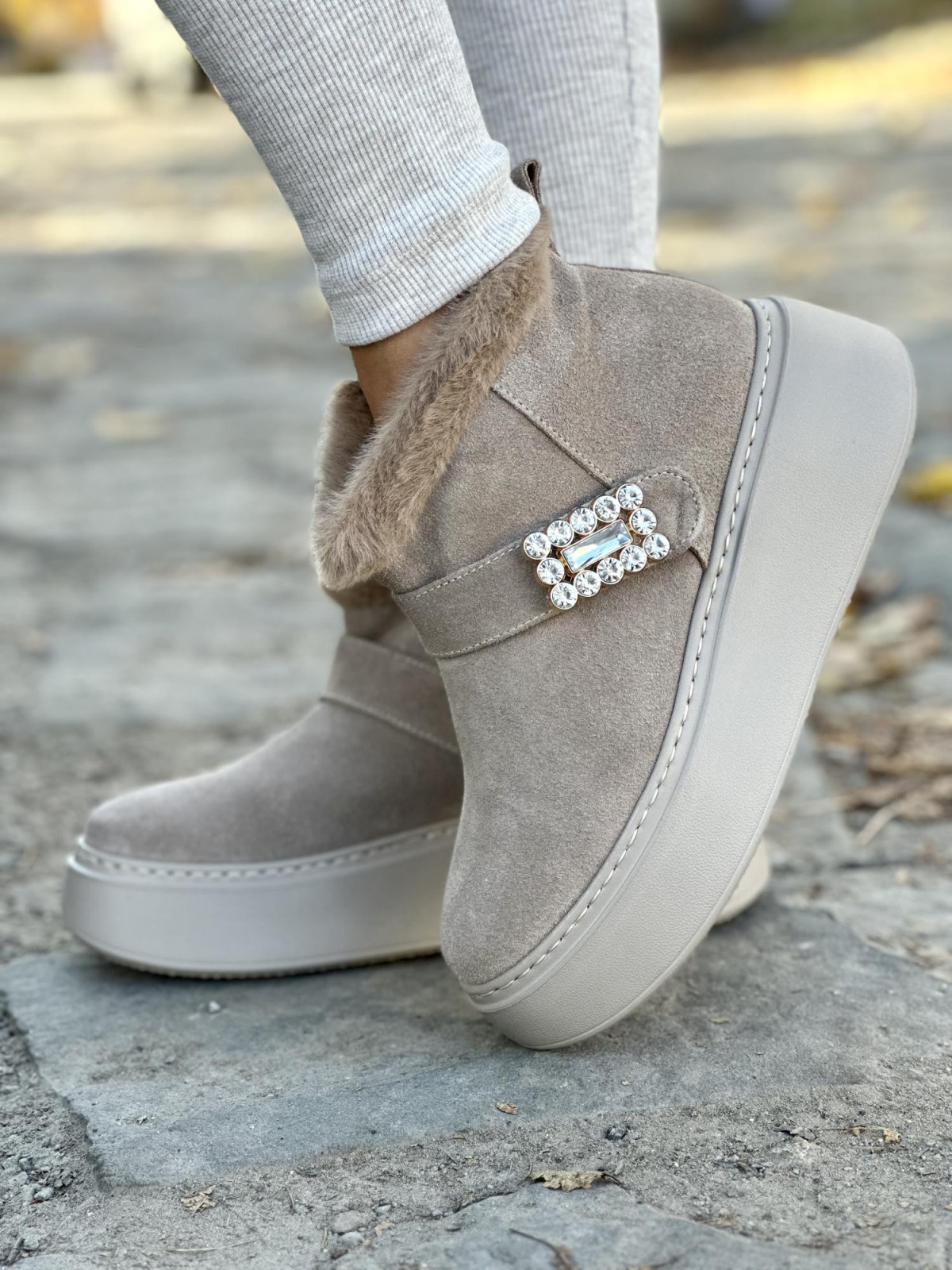 Atrakcyjne skórzane Śniegowce OLEKSY Polskiej produkcji