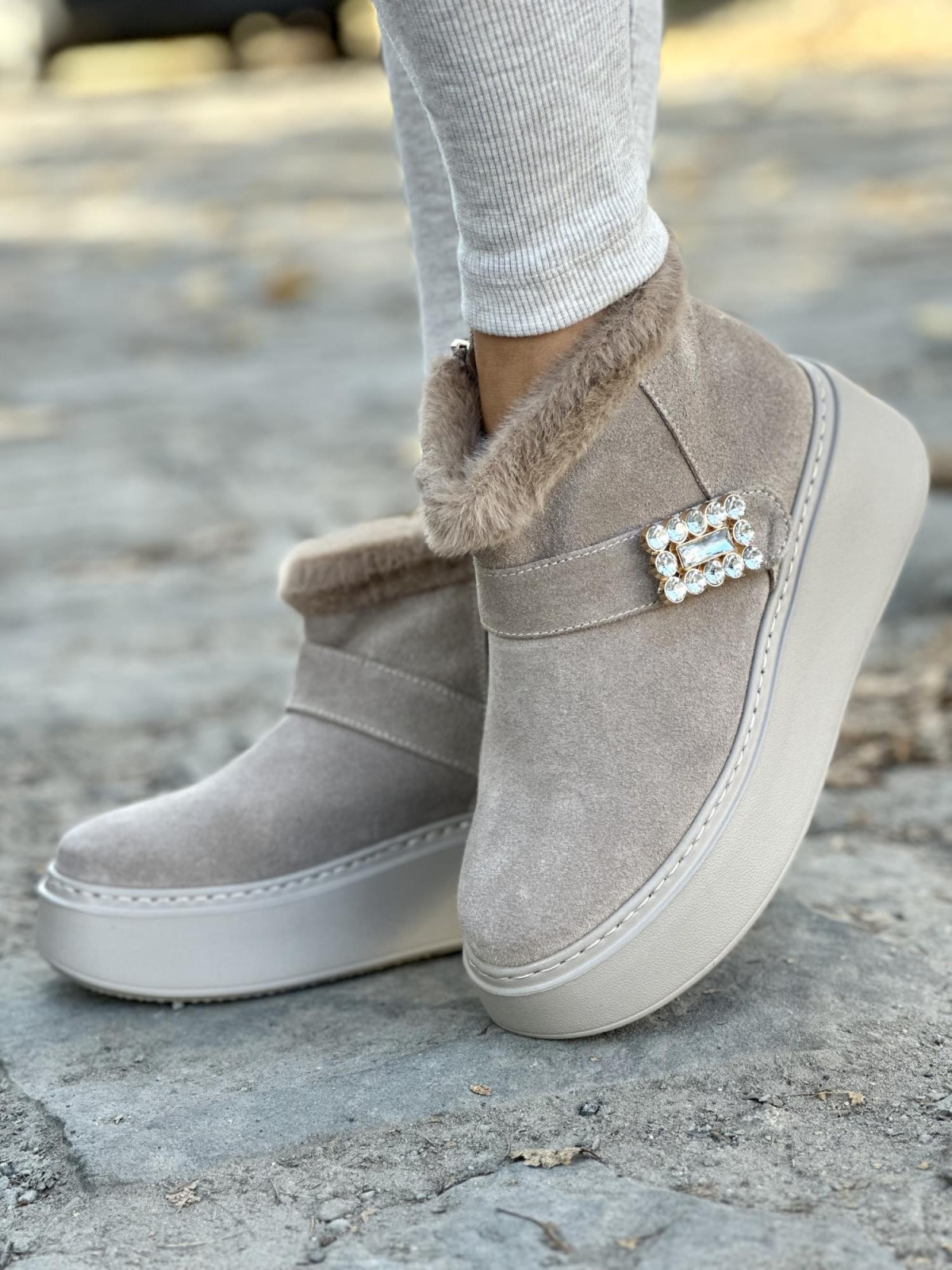 Atrakcyjne skórzane Śniegowce OLEKSY Polskiej produkcji