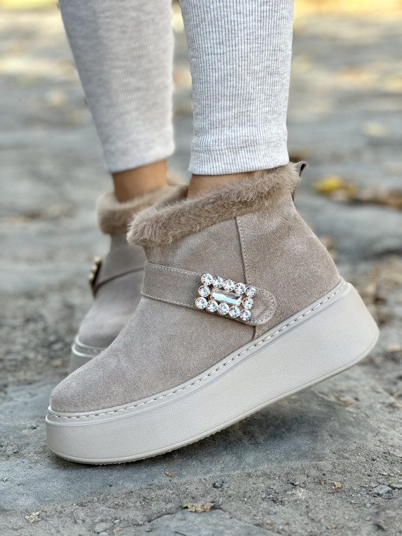 Atrakcyjne skórzane Śniegowce OLEKSY Polskiej produkcji