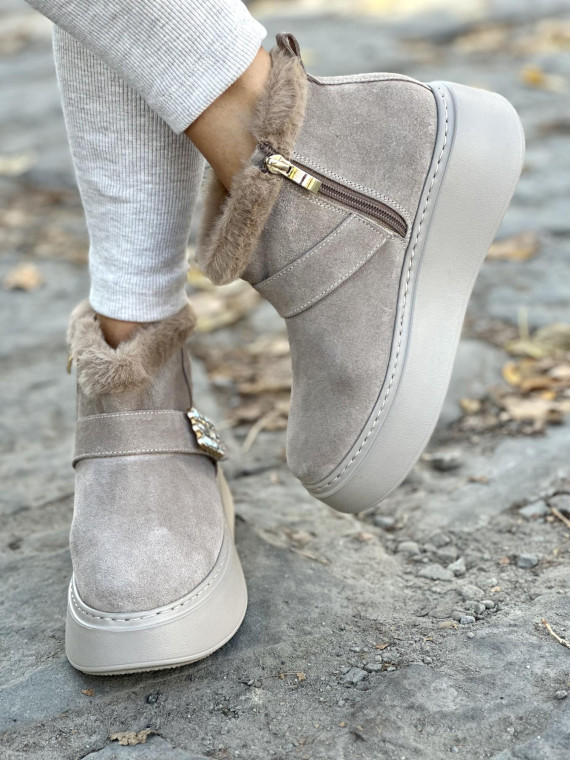 Atrakcyjne skórzane Śniegowce OLEKSY Polskiej produkcji