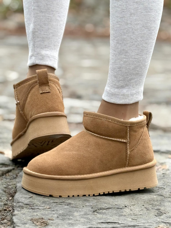 Śniegowce ze skóry naturalnej