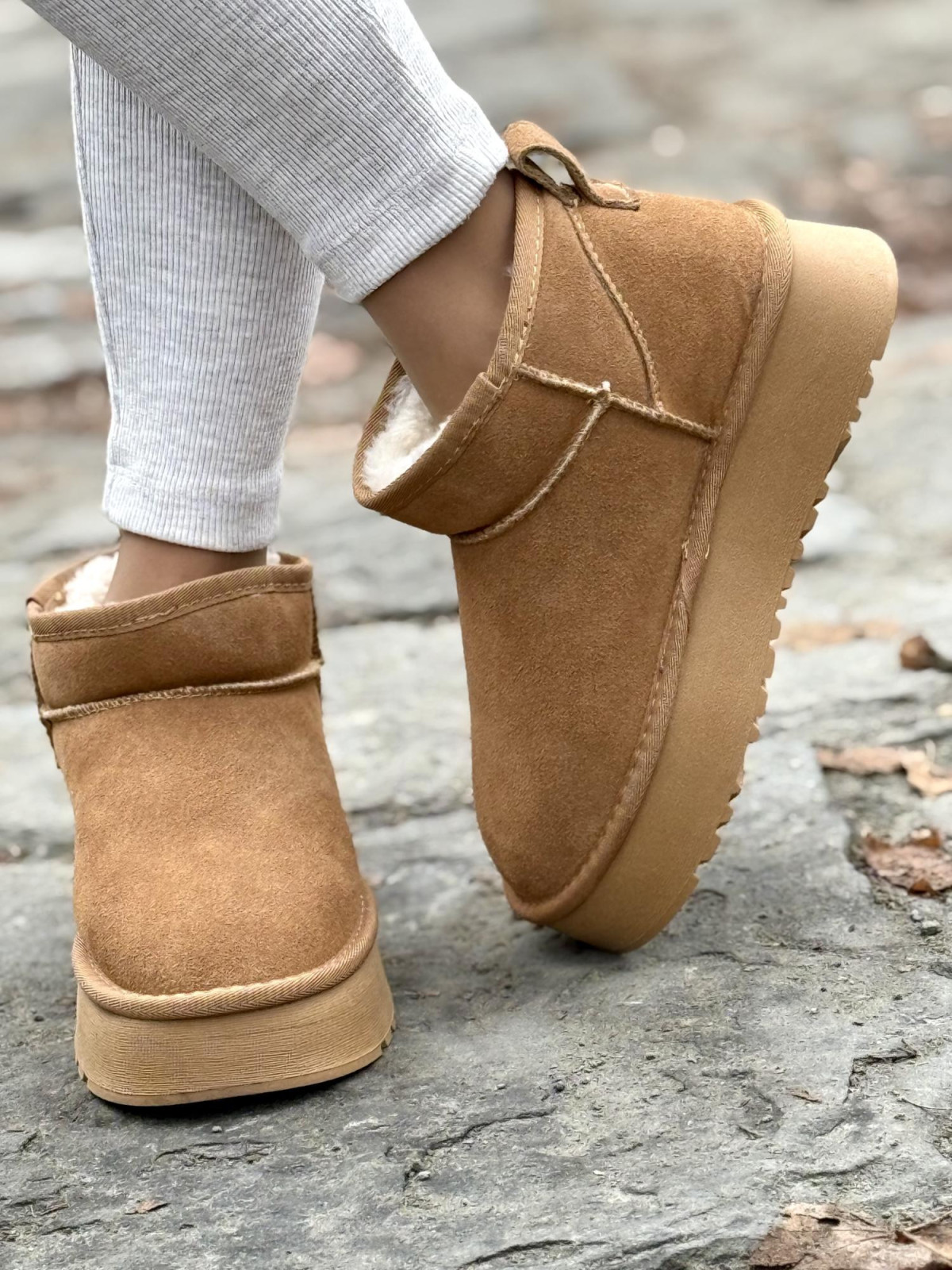 Śniegowce ze skóry naturalnej