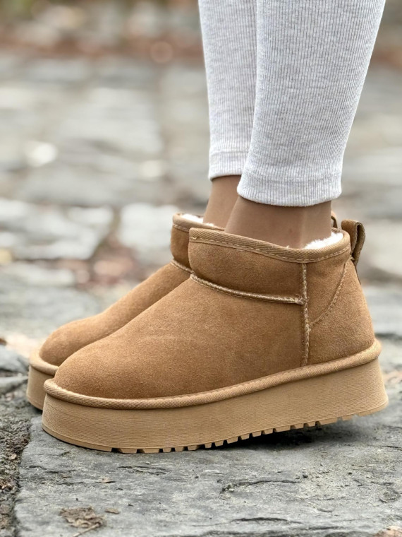 Śniegowce ze skóry naturalnej