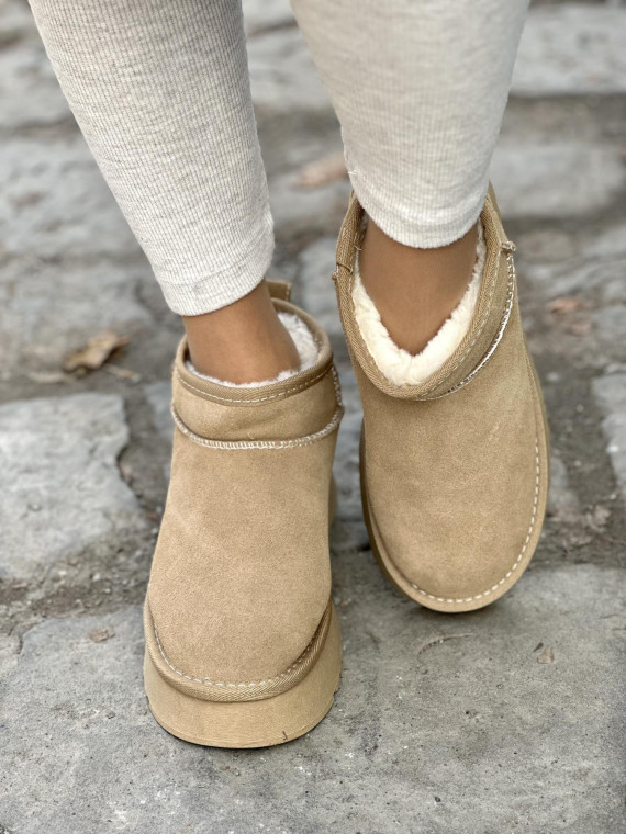 Śniegowce ze skóry naturalnej