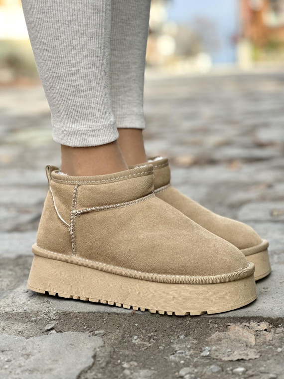 Śniegowce ze skóry naturalnej