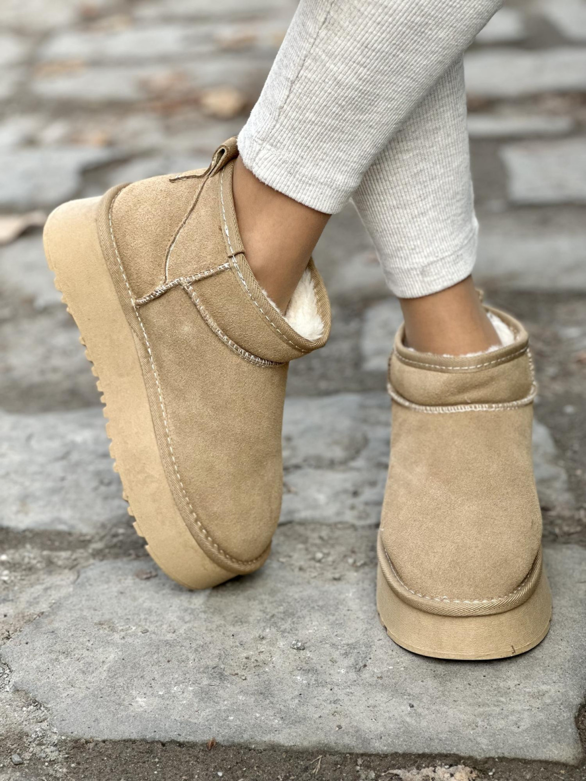 Śniegowce ze skóry naturalnej