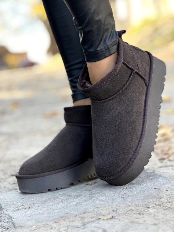 Minimalistyczne Śniegowce z Naturalnej Skóry