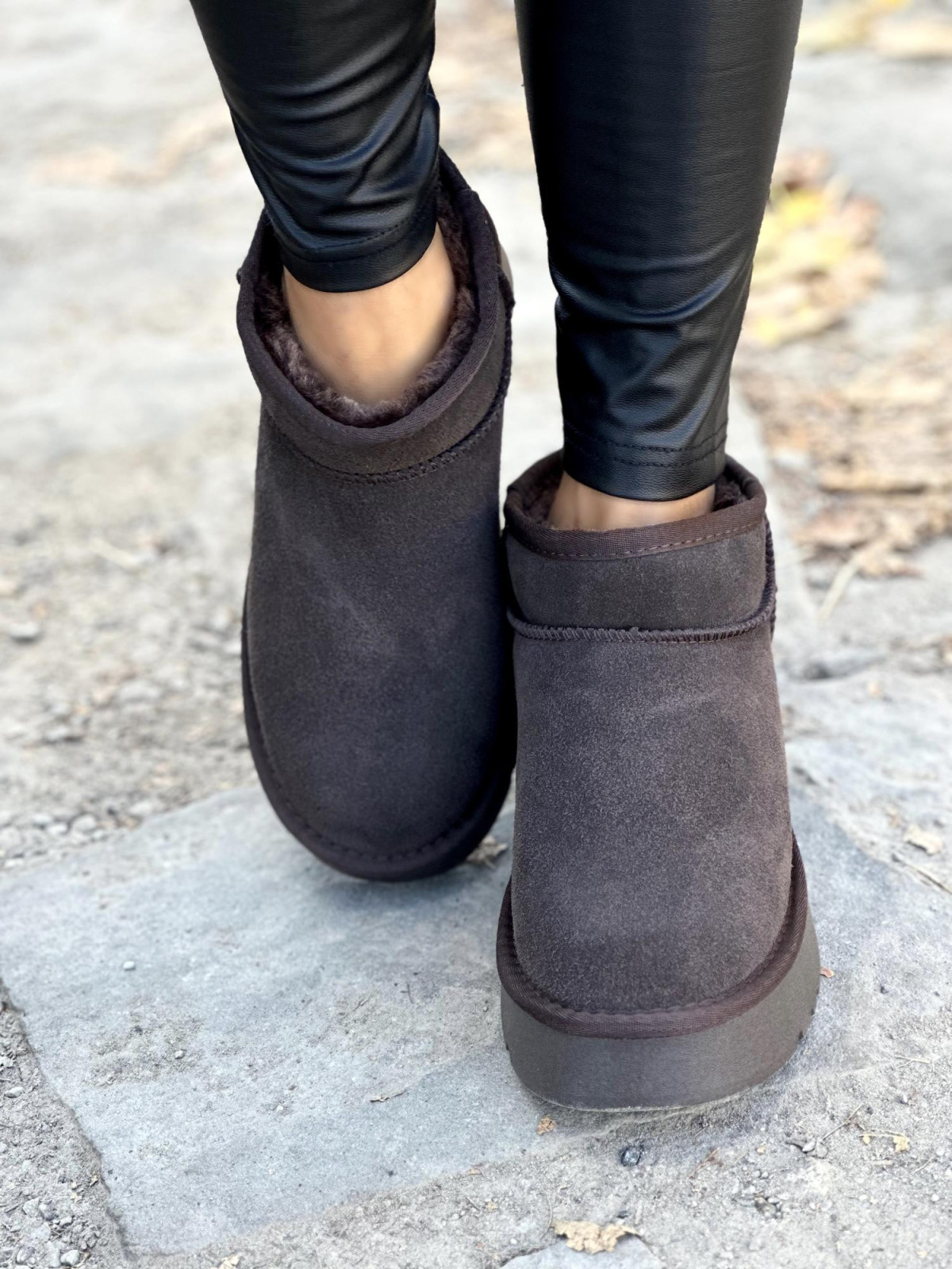 Minimalistyczne Śniegowce z Naturalnej Skóry