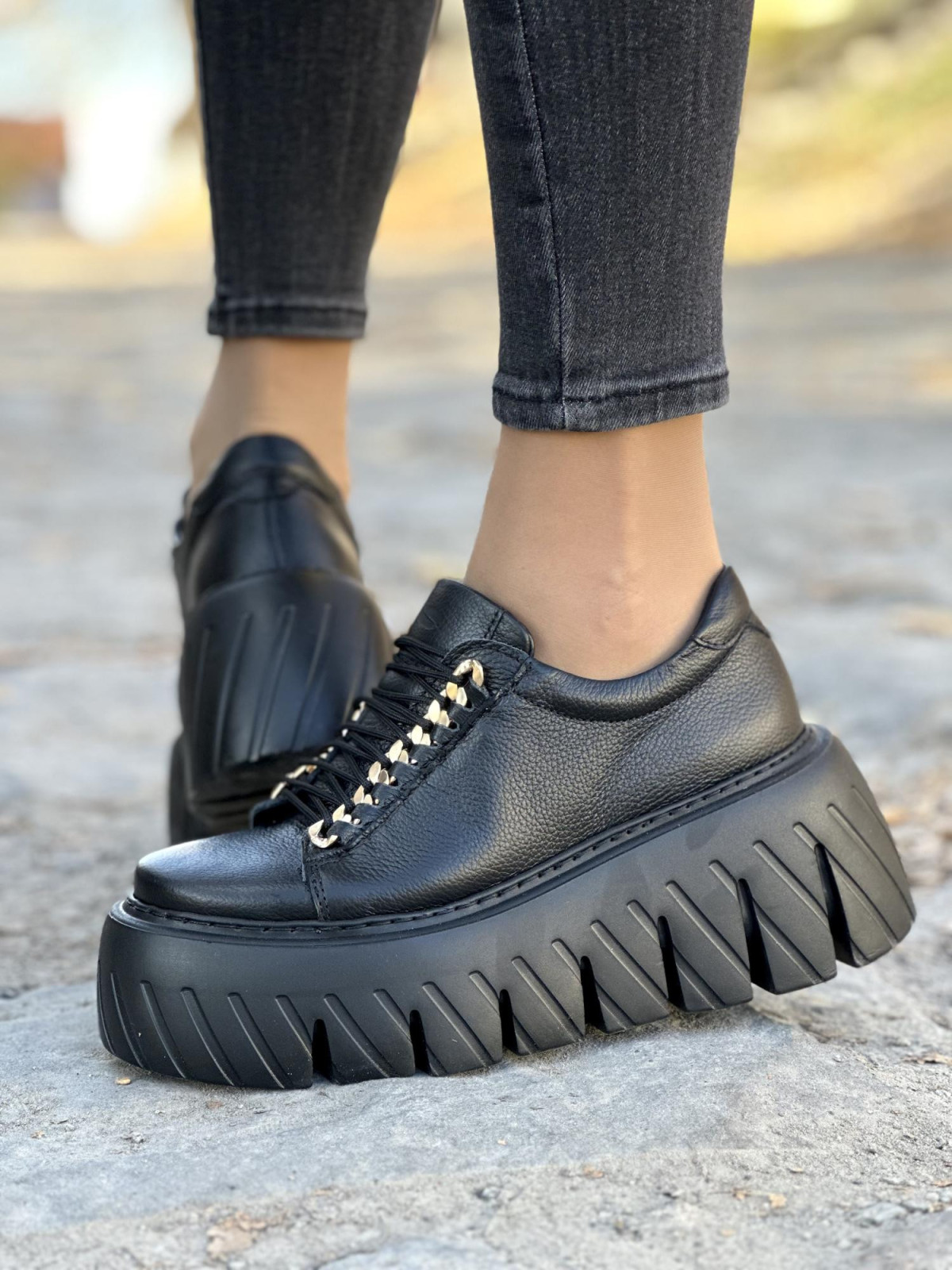 Sneakersy OLEKSY ze skóry Polskiej produkcji