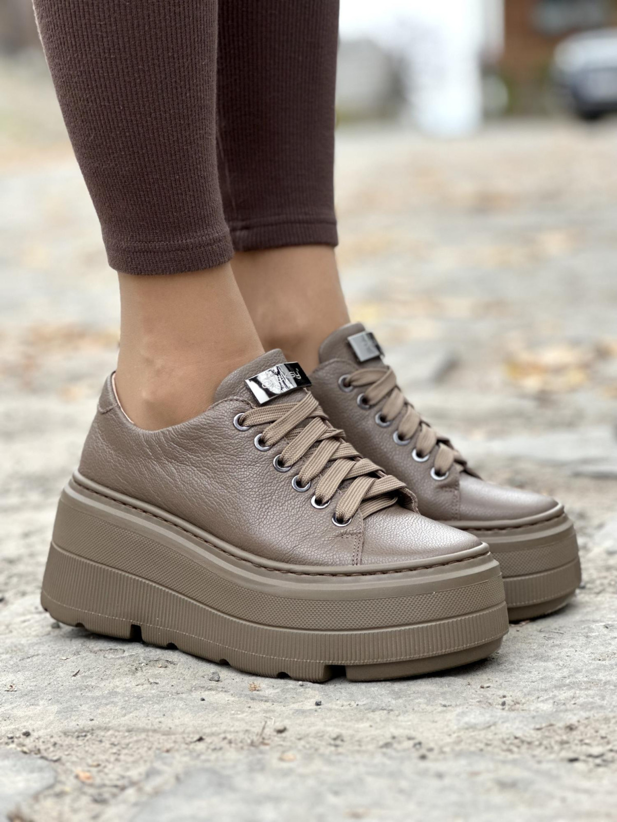 Sneakersy OLEKSY ze skóry Polskiej produkcji