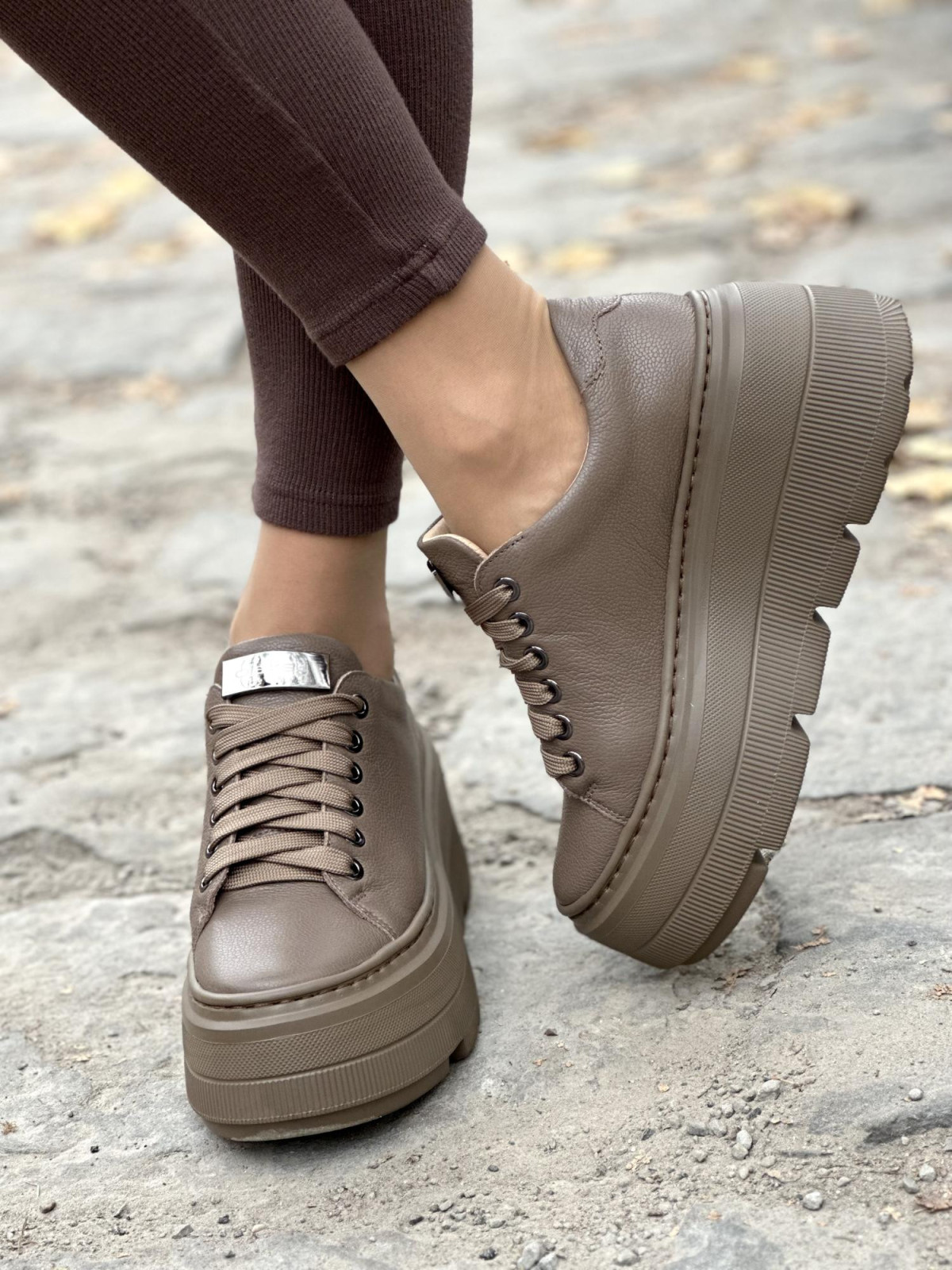 Sneakersy OLEKSY ze skóry Polskiej produkcji