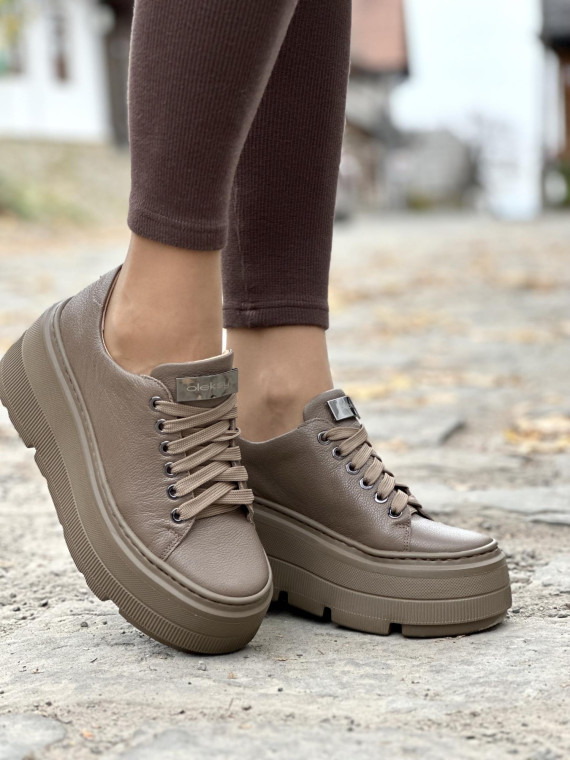 Sneakersy OLEKSY ze skóry Polskiej produkcji