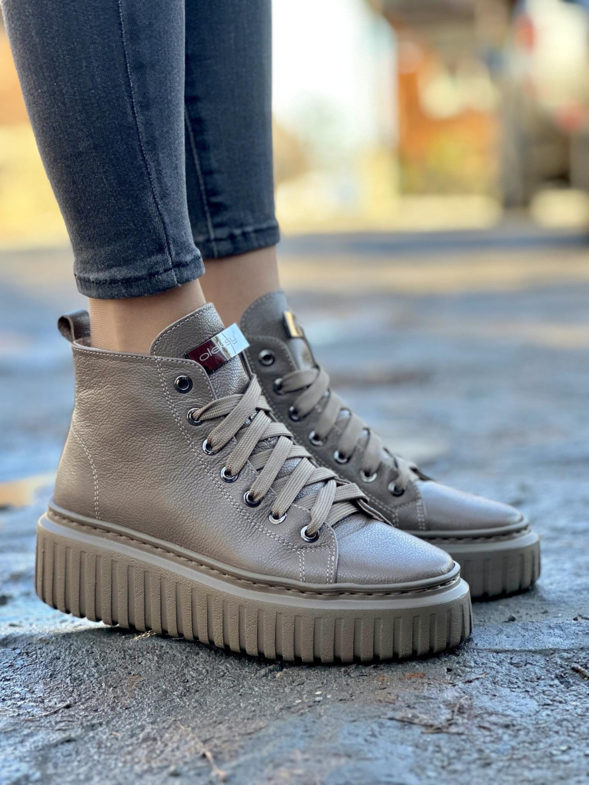 Sneakersy OLEKSY ze skóry Polskiej produkcji