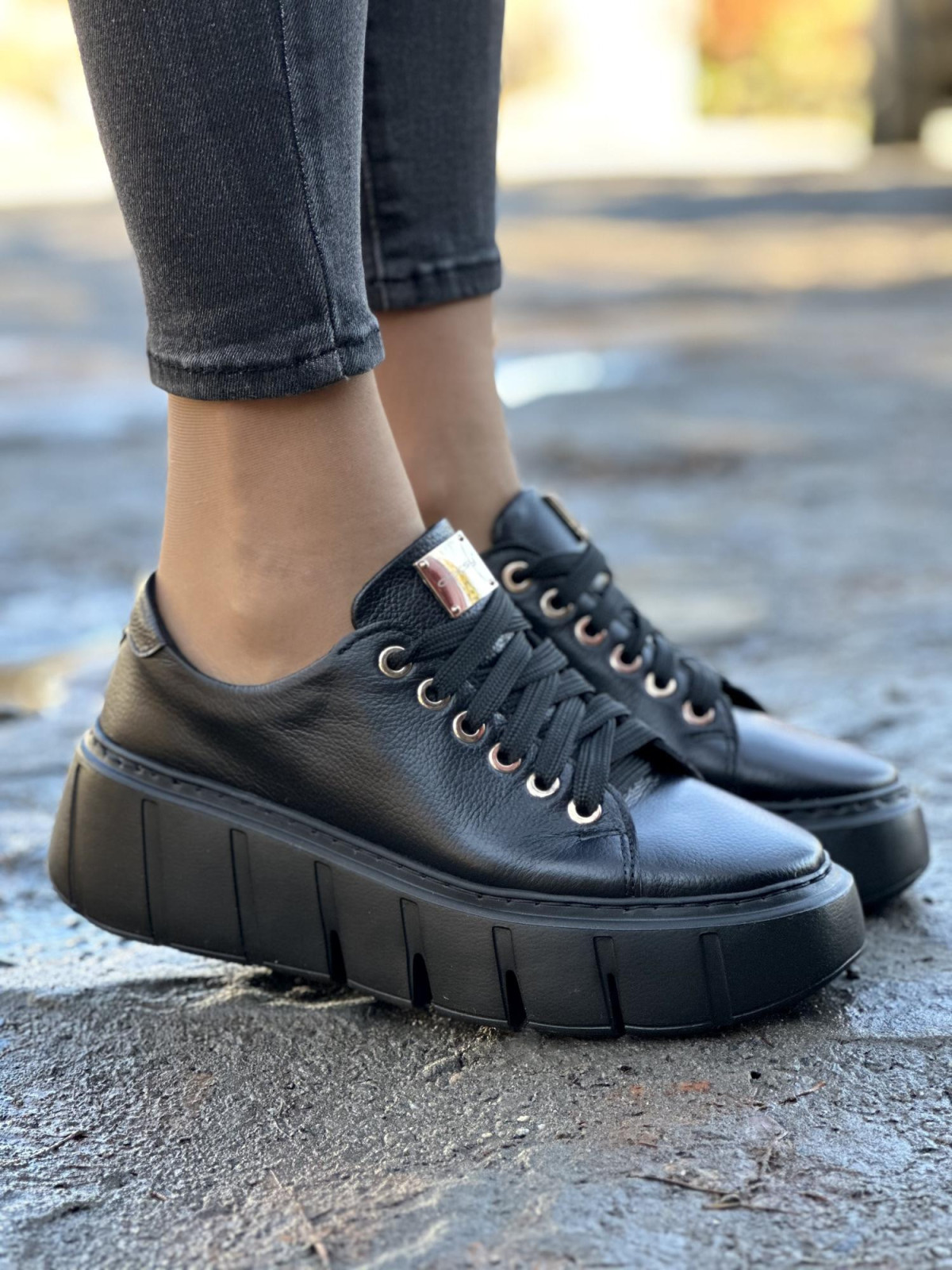 Sneakersy OLEKSY ze skóry Polskiej produkcji