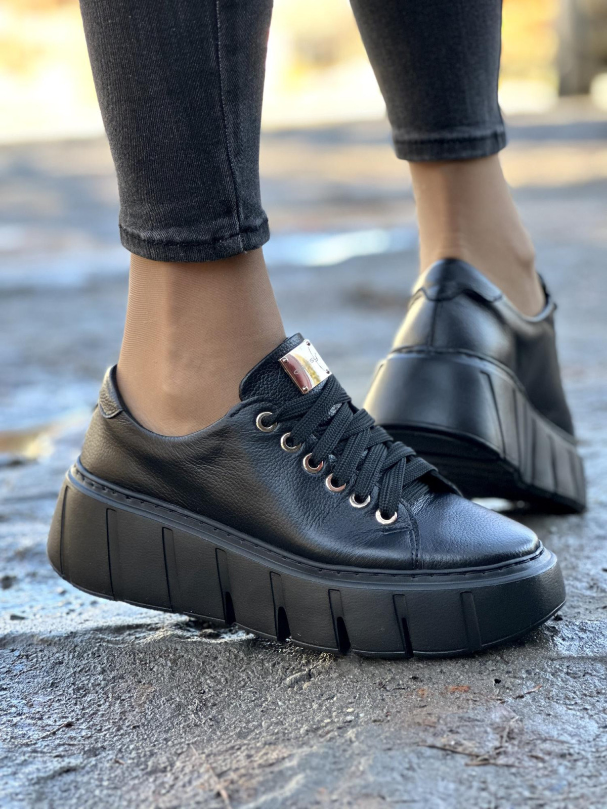 Sneakersy OLEKSY ze skóry Polskiej produkcji