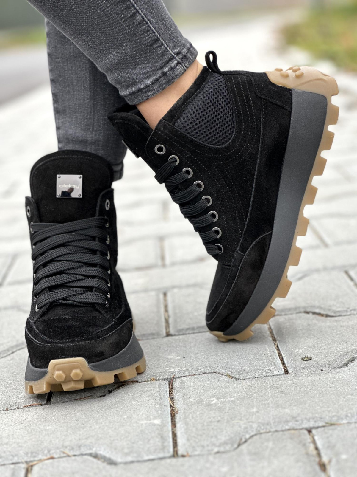 Sneakersy OLEKSY ze skóry Polskiej produkcji