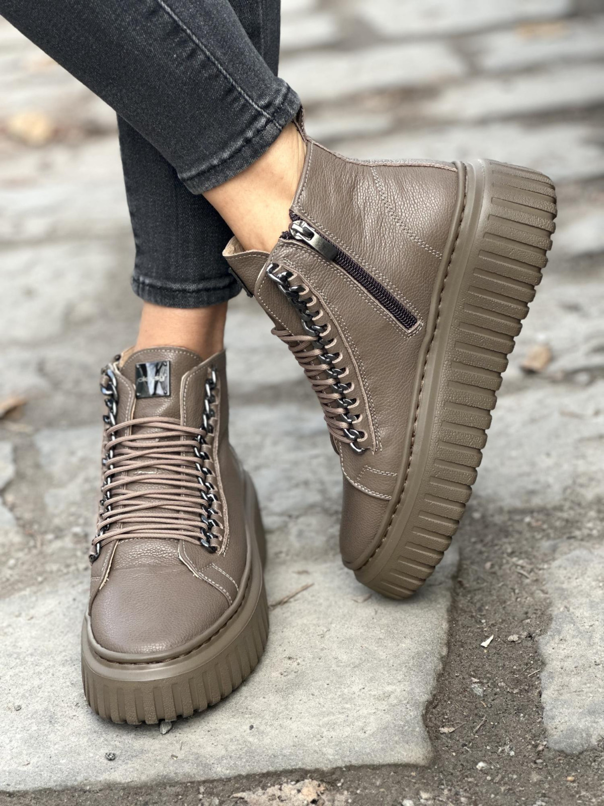 Sneakersy OLEKSY ze skóry Polskiej produkcji