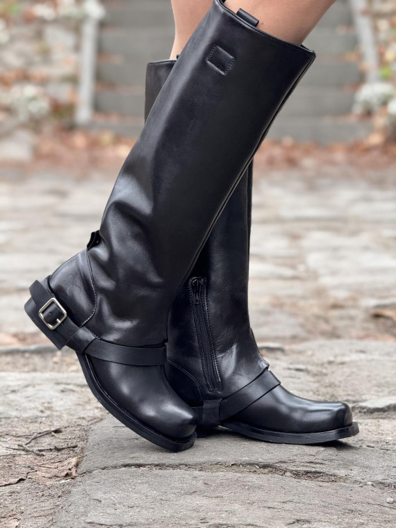 Kozaki damskie ze skóry naturalnej