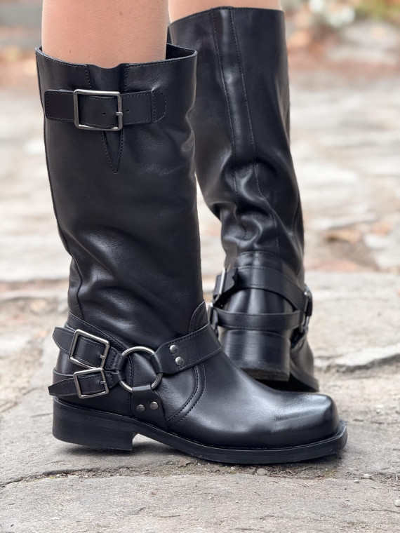 Kozaki z naturalnej skóry