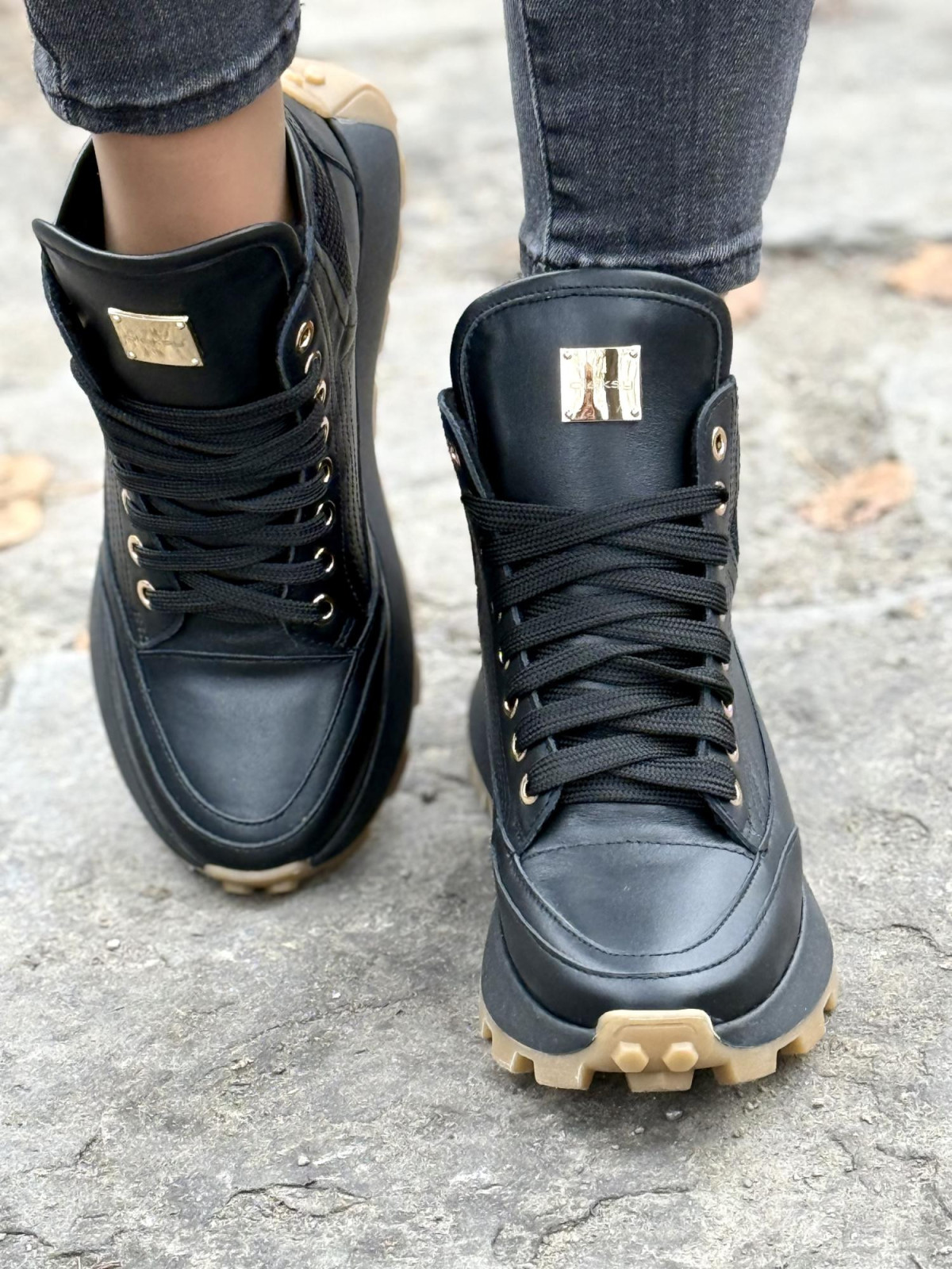 Sneakersy OLEKSY ze skóry Polskiej produkcji