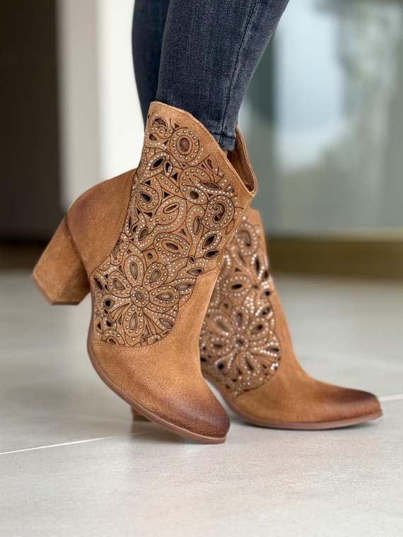 Botki damskie ze skóry naturalnej Polskiej produkcji