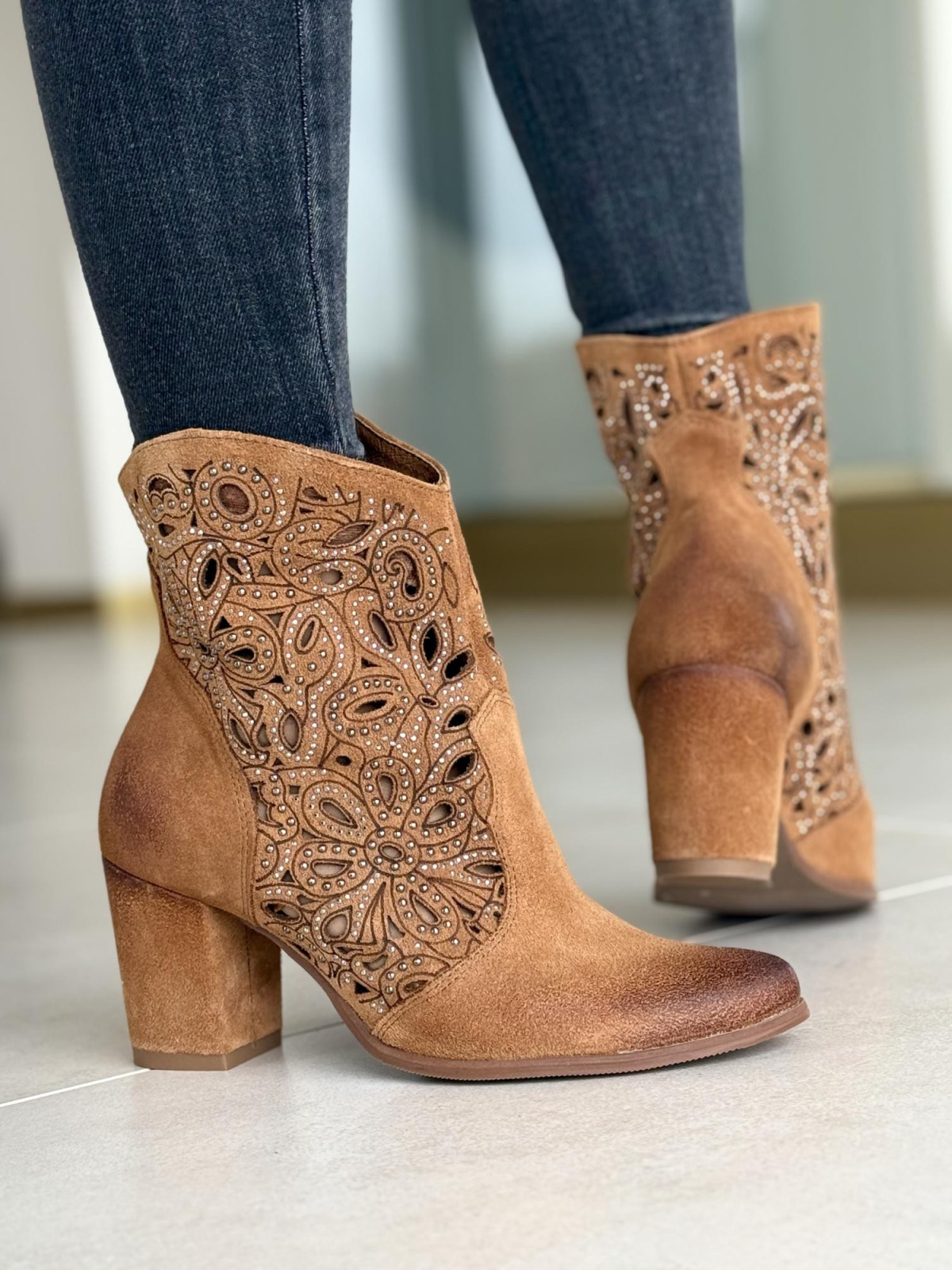 Botki damskie ze skóry naturalnej Polskiej produkcji