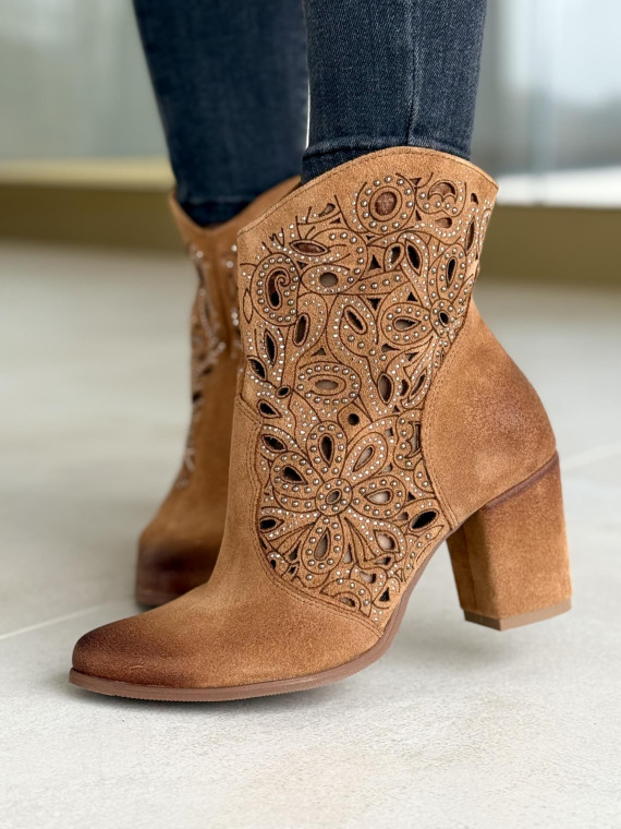 Botki damskie ze skóry naturalnej Polskiej produkcji