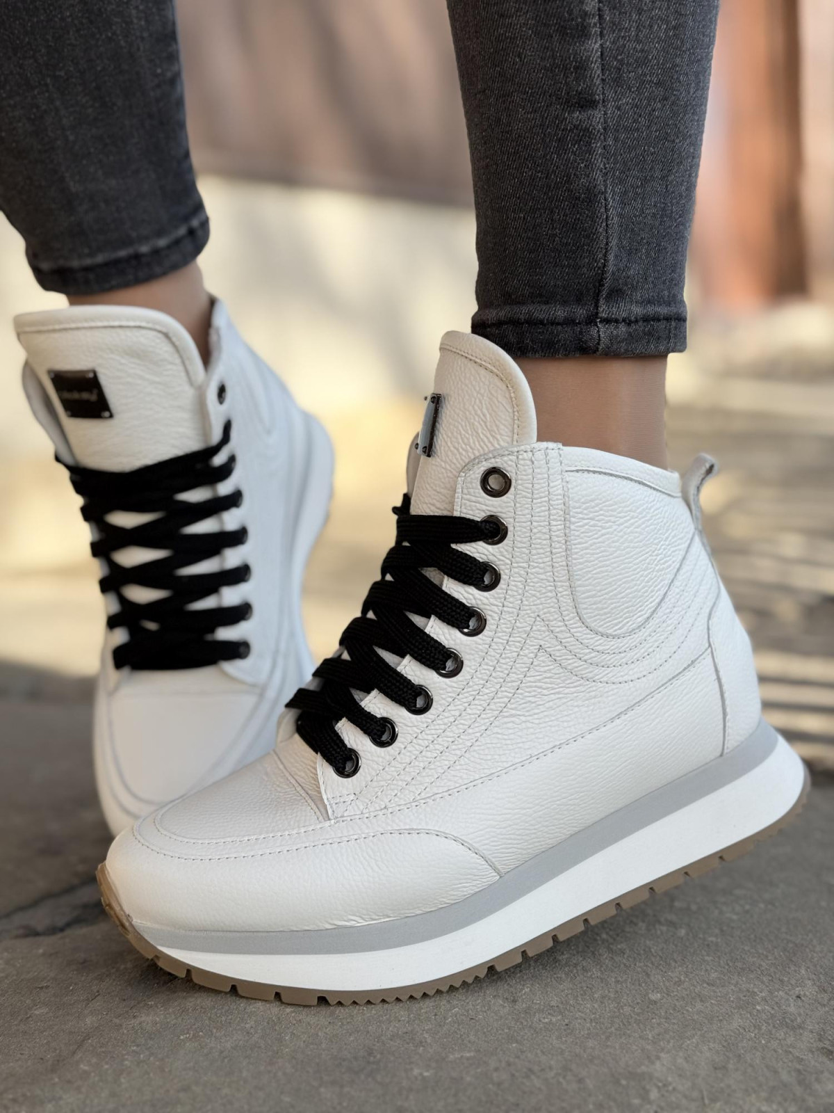 Sneakersy OLEKSY ze skóry Polskiej produkcji