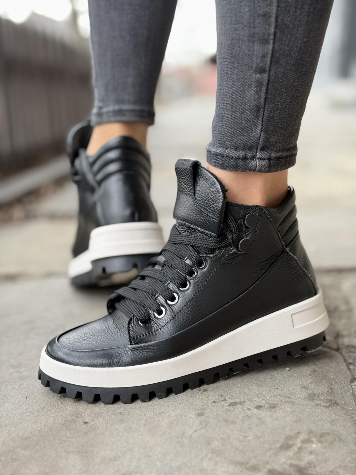 Sneakersy OLEKSY ze skóry Polskiej produkcji