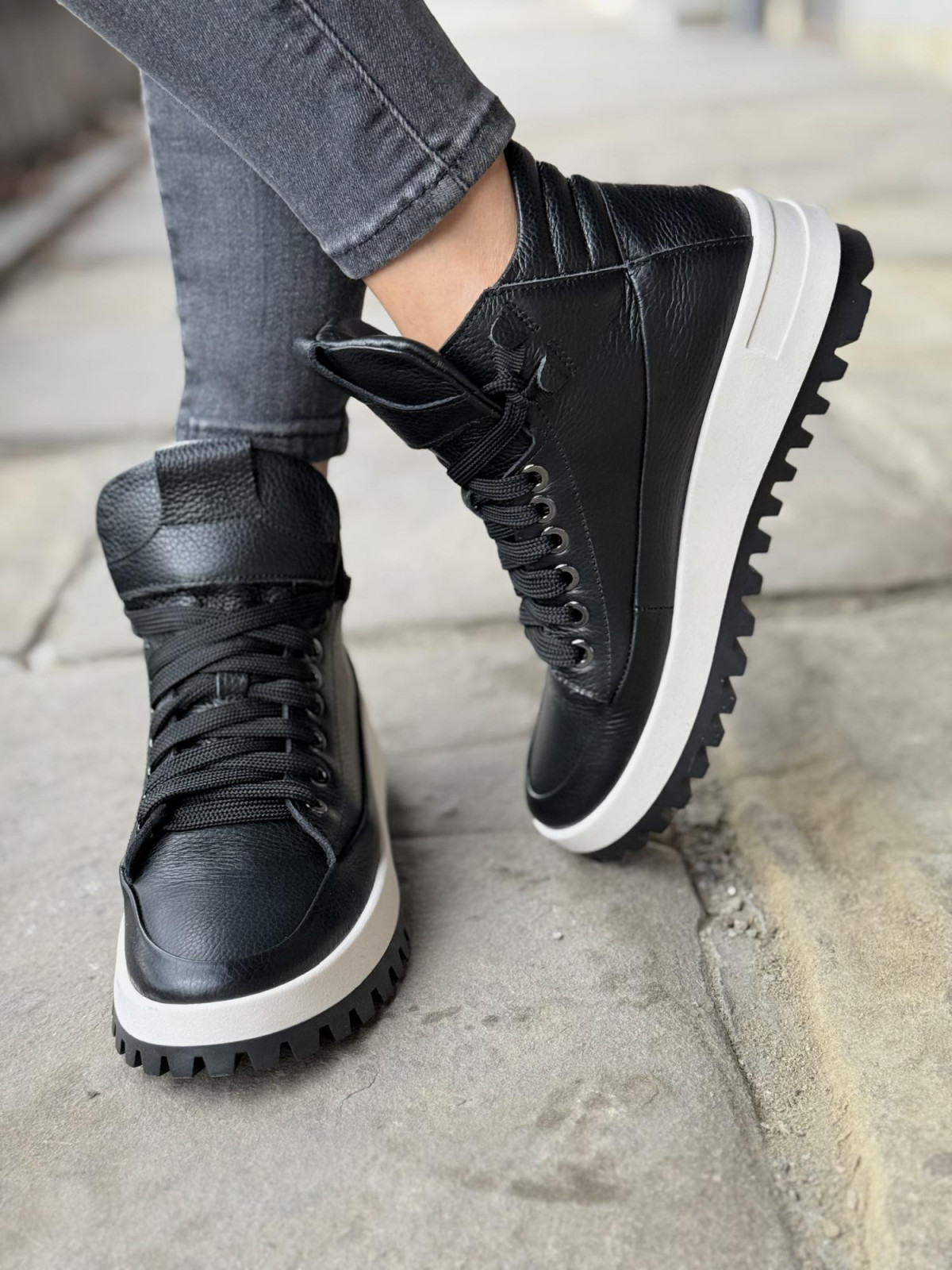 Sneakersy OLEKSY ze skóry Polskiej produkcji