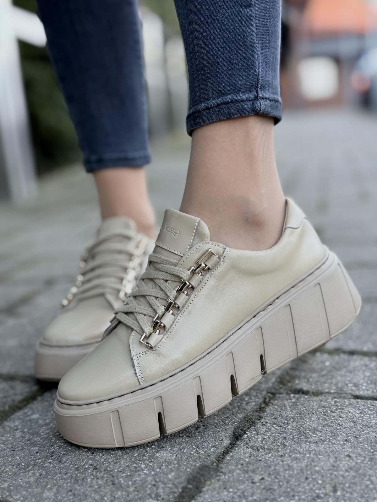 Sneakersy OLEKSY ze skóry Polskiej produkcji