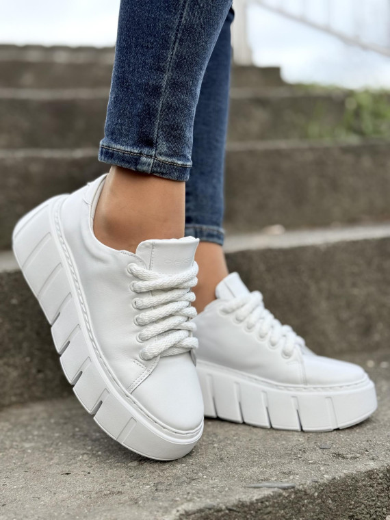 Sneakersy OLEKSY ze skóry Polskiej produkcji