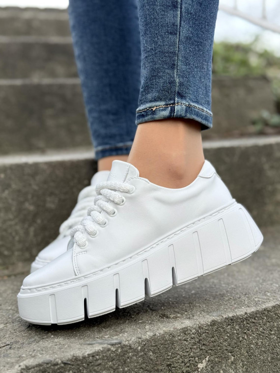 Sneakersy OLEKSY ze skóry Polskiej produkcji