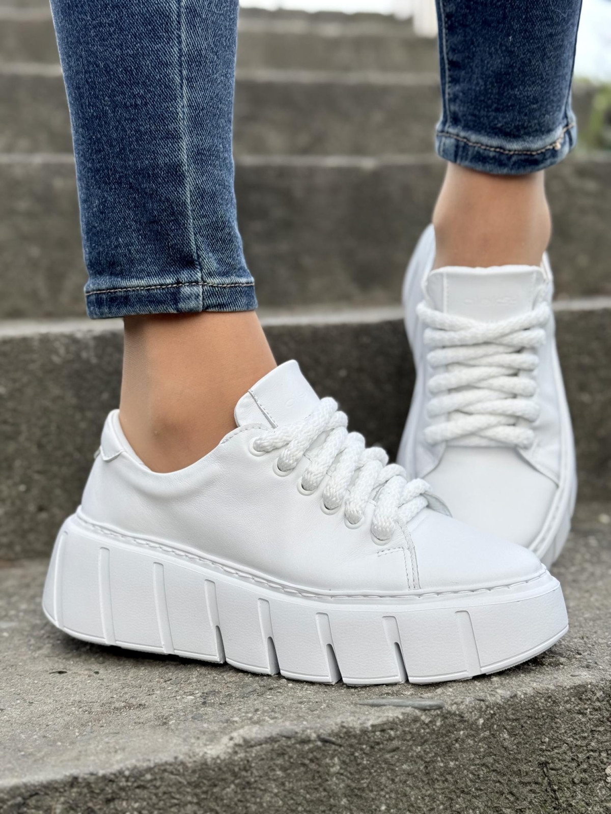 Sneakersy OLEKSY ze skóry Polskiej produkcji