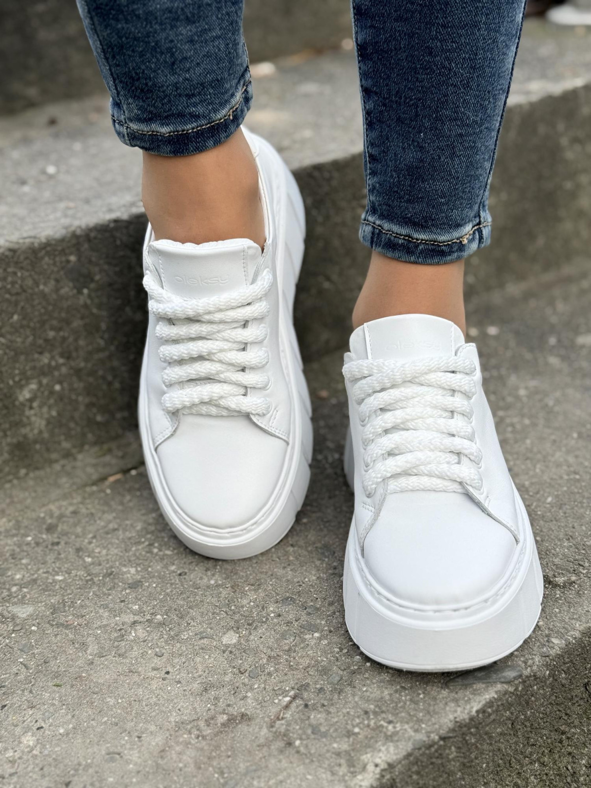 Sneakersy OLEKSY ze skóry Polskiej produkcji