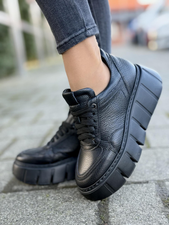 Sneakersy OLEKSY ze skóry Polskiej produkcji