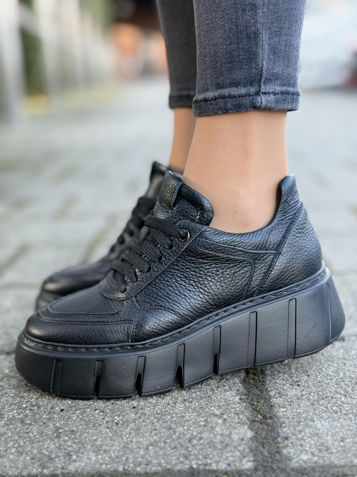 Sneakersy OLEKSY ze skóry Polskiej produkcji