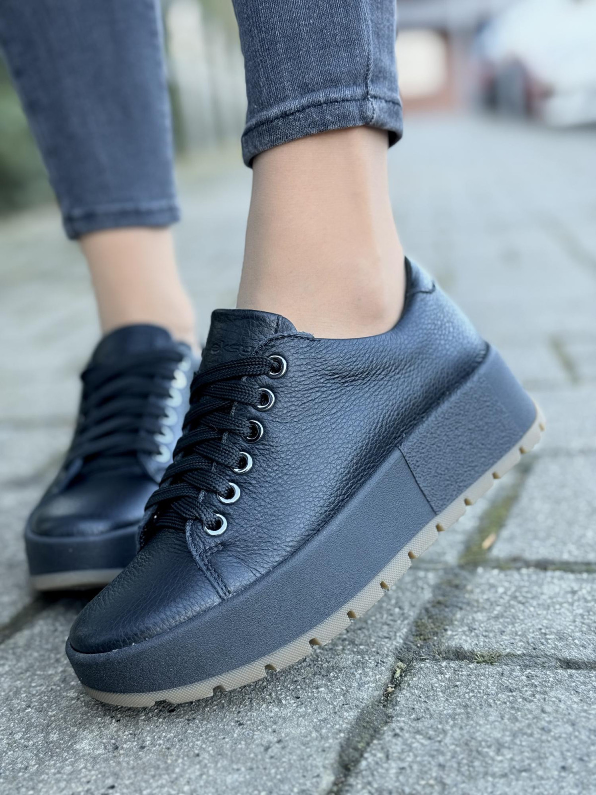 Sneakersy OLEKSY ze skóry Polskiej produkcji