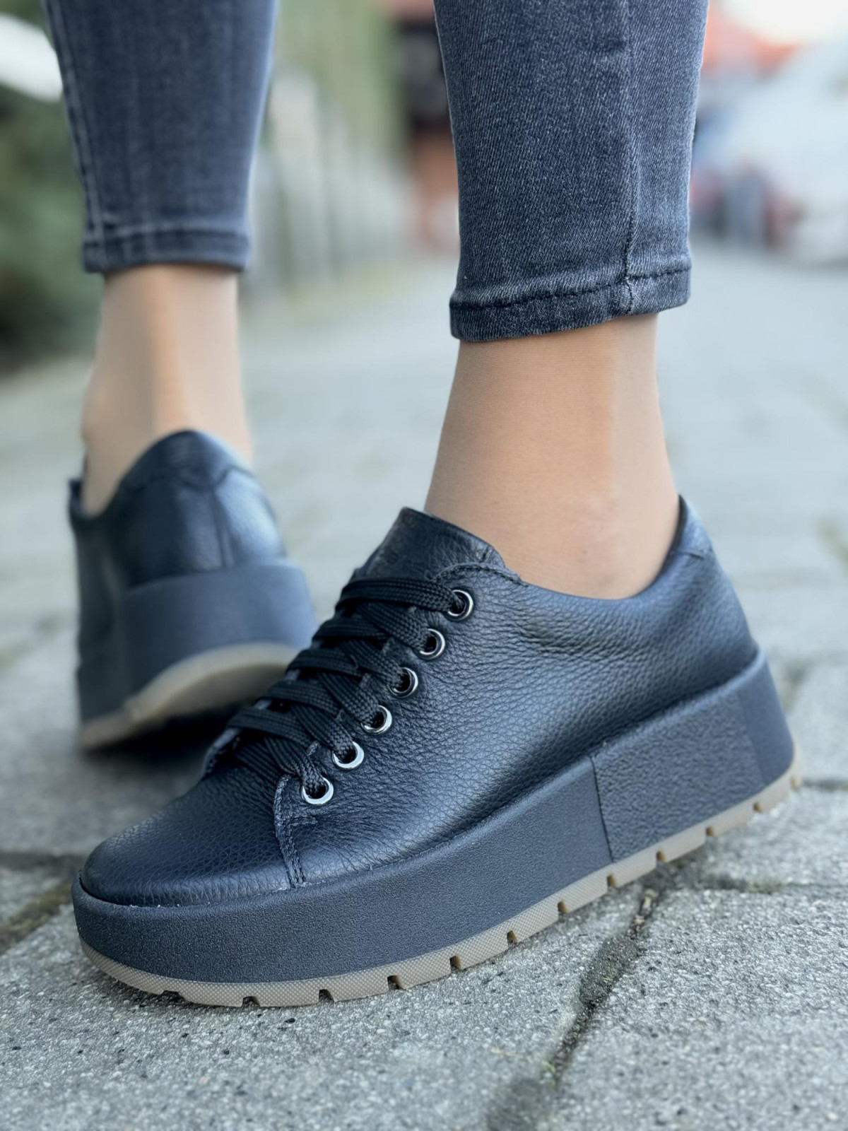 Sneakersy OLEKSY ze skóry Polskiej produkcji