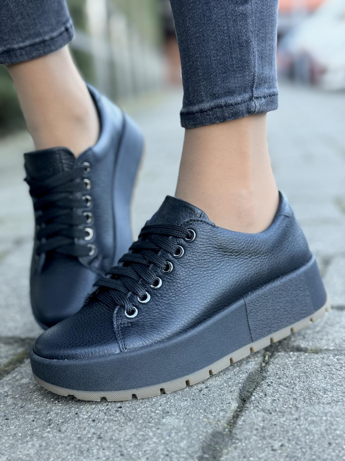 Sneakersy OLEKSY ze skóry Polskiej produkcji