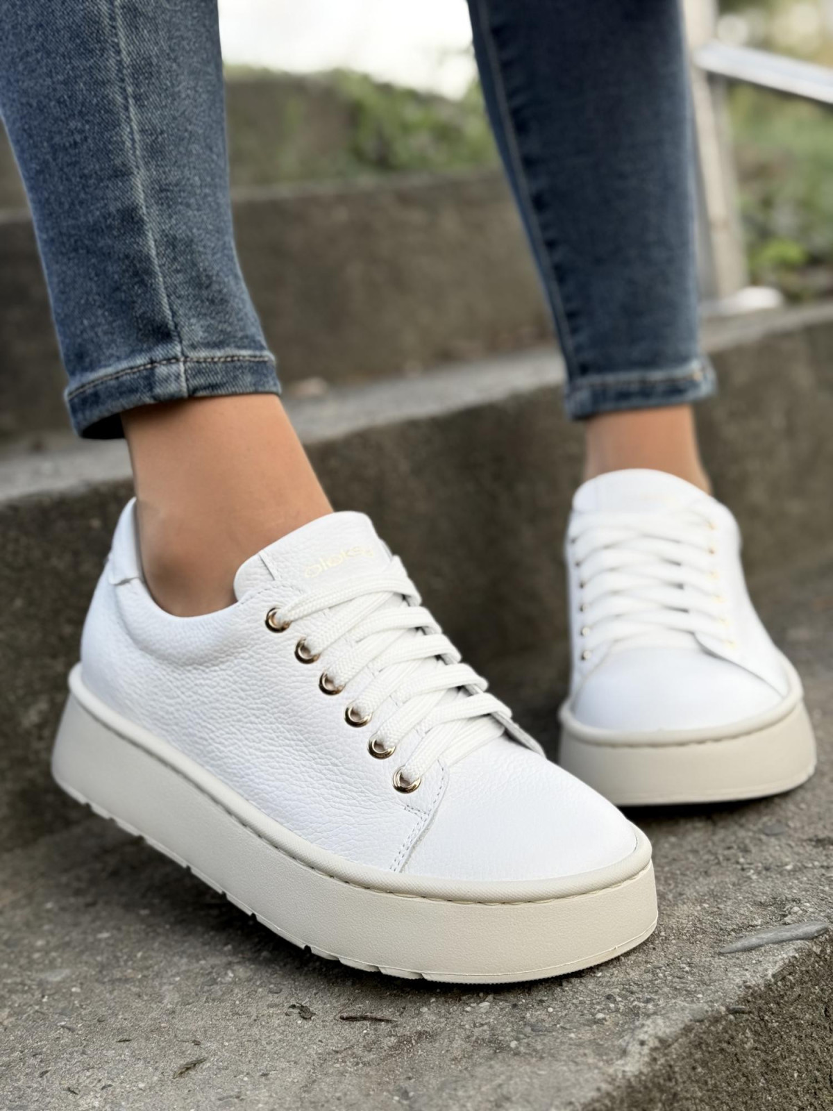 Sneakersy OLEKSY ze skóry Polskiej produkcji